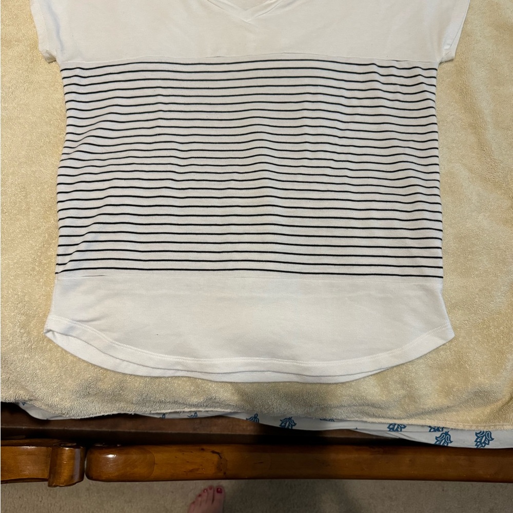 Women’s Pink Clover Medium striped tee